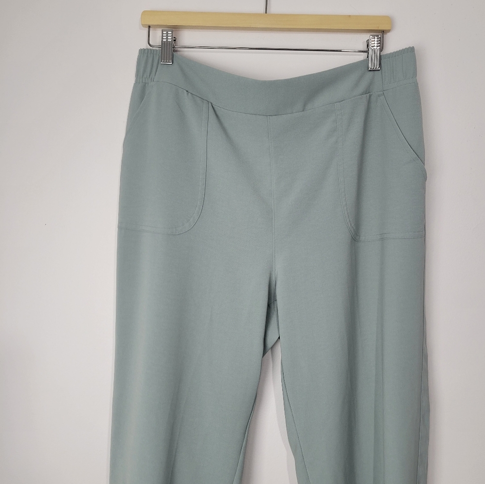 32 COOL WOMEN'S LIGHTWEIGHT PALE MINT GREEN PANTS WITH POCKETS - Picture 4 of 11